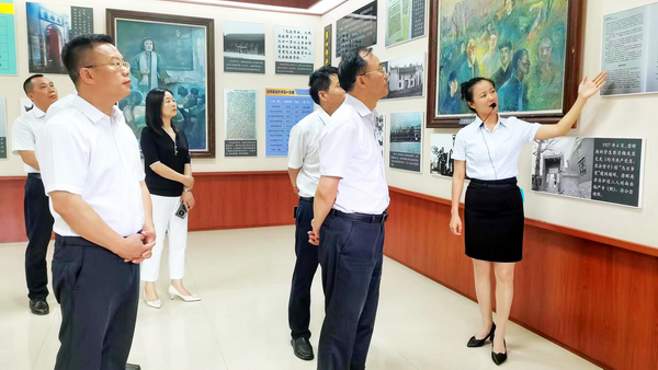 省市侨联专题调研省华侨文化交流基地2.png 省市侨联专题调研省华侨文化交流基地2.png