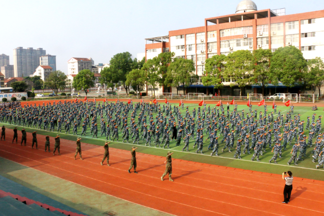 九澧教育集团：军训结营不散场  奋斗青春正启航 