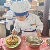 烟火气里的成长课!娄星区99支中小学生队伍农庄比拼烹饪手艺