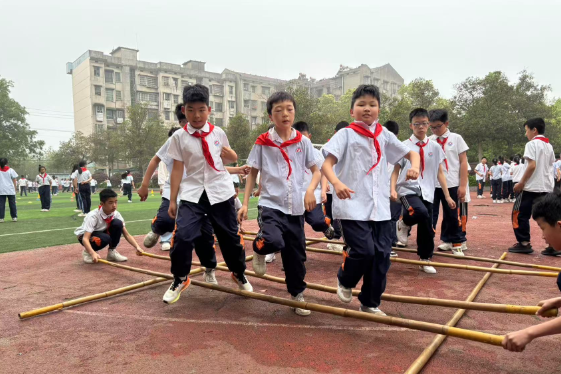 益阳市实验小学：大课间点亮多彩童年