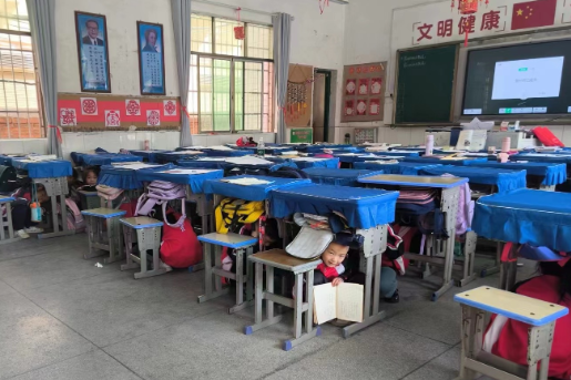 【耒阳站】五里牌小学：开展“消防总动员”实战演练活动