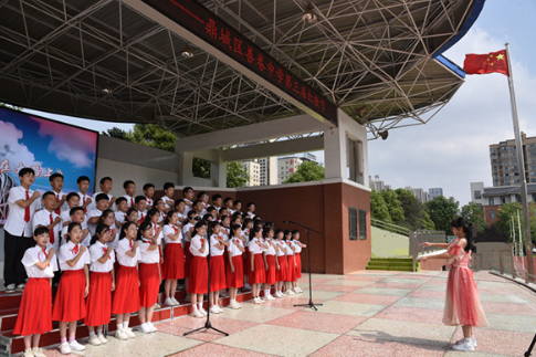 【鼎城区站】善卷中学：红歌嘹亮颂华章 青春向党绽风采