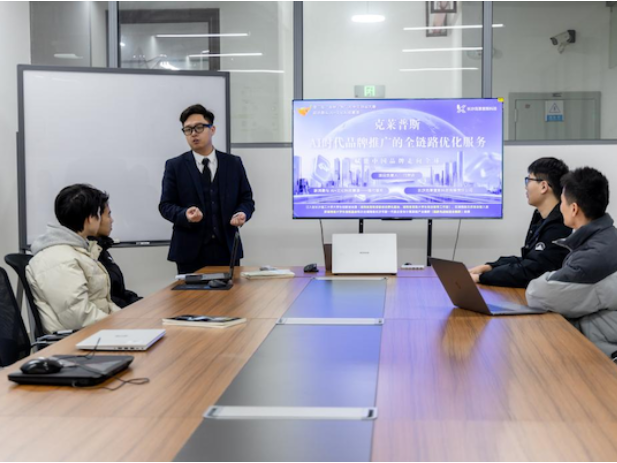 以青春赴热爱，以技术闯蓝海，长理学子邝烨庆的AI创业逆袭路