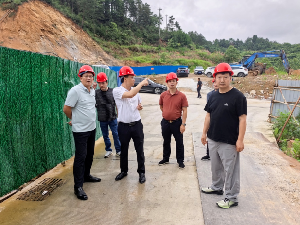 新化：专班紧盯学校改扩建，锁定8月完工保秋季学位