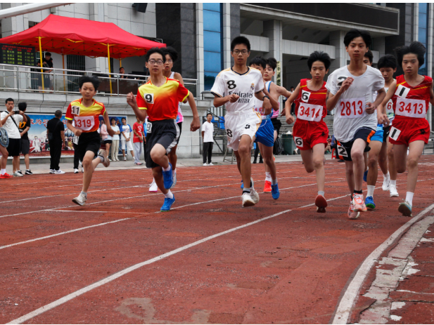 衡阳县：中小学田径运动会开赛，830名选手逐梦赛场