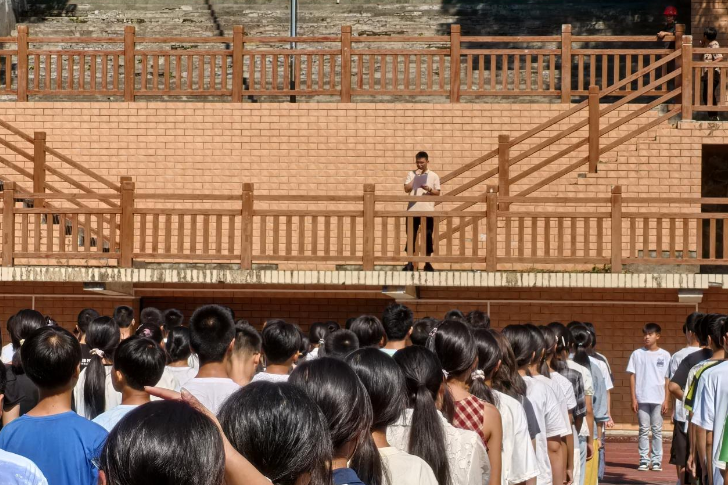 【慈利站】通津铺镇中学：知险避险，“开学第一课”上好“安全锁”