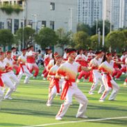 湘潭市雨湖区九华江声中学：深耕身心共育育人新模式