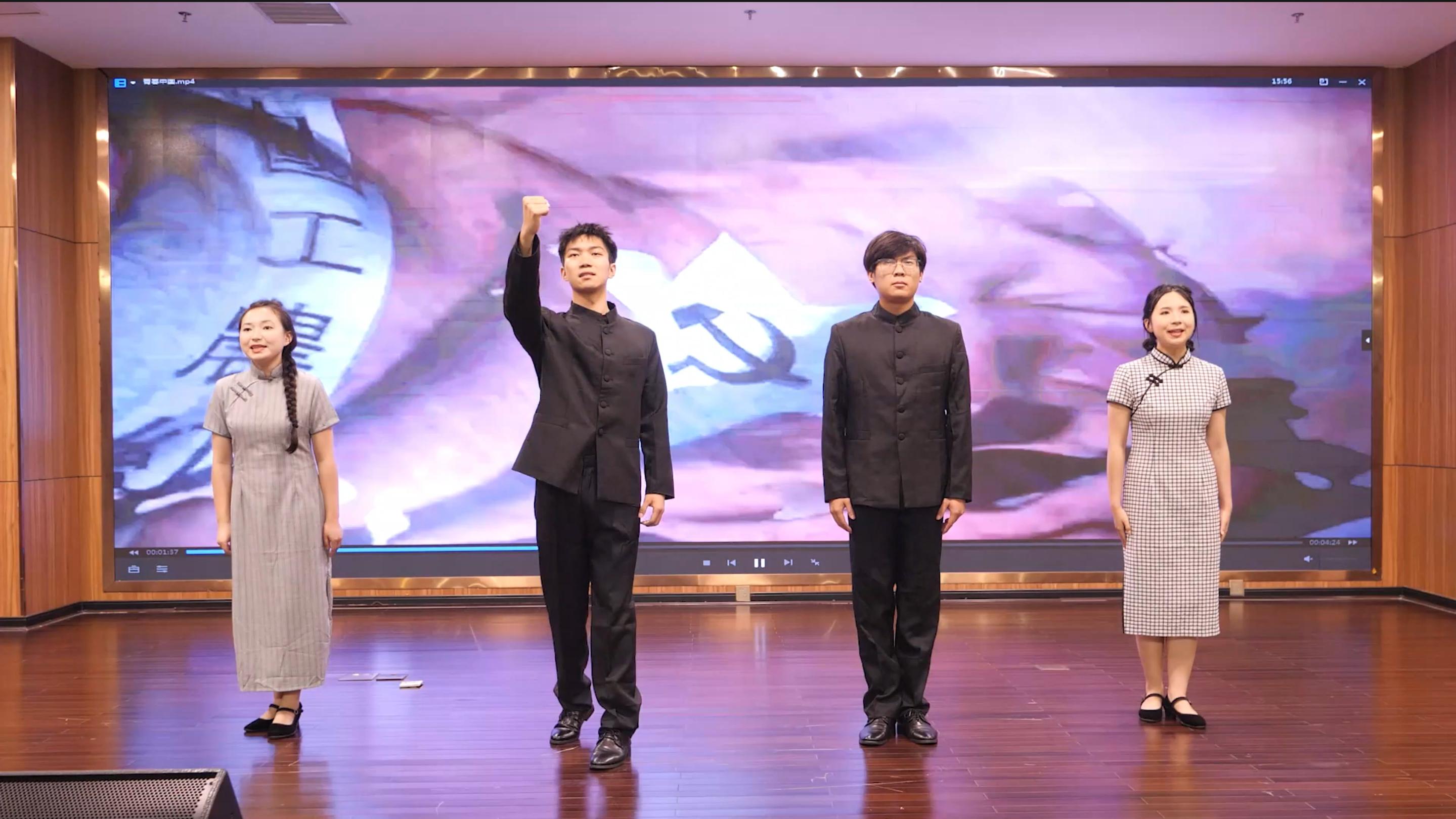 学生风采.jpg 学生风采.jpg