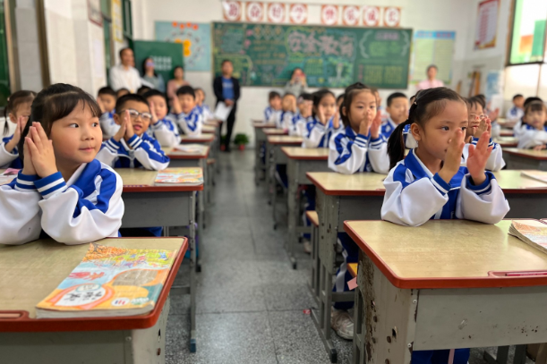 【耒阳站】实验小学金杯塘分校举行一年级课堂行为习惯展示评比活动