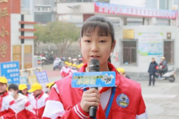 【芷江站】杨晨曦 ：追逐记者之路