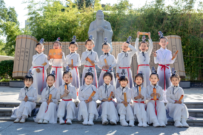 岳阳市岳阳楼区朝阳小学：穿越千年，这场“拜师礼”仪式感满满