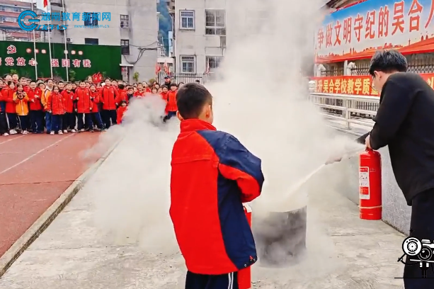 #小记者在现场 【安化站】吴合学校：筑牢安全防线 守护平安校园（小记者 刘子伊 指导教师 王潇 刘瑞娟）