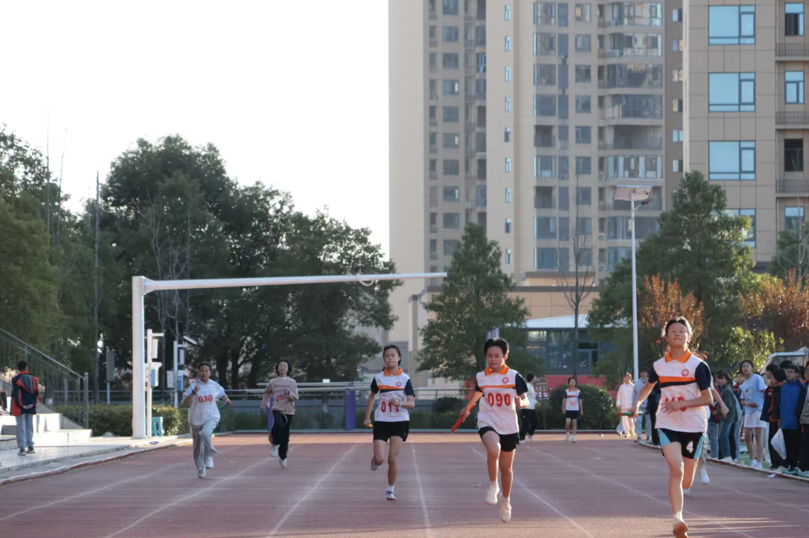 【衡阳县站】实验学校：青春范，“燃”起来