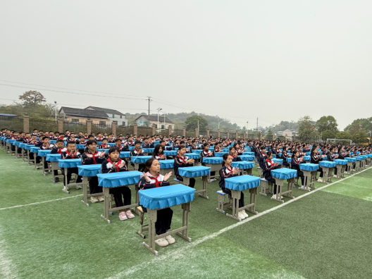 【衡阳县站】江山学校：学习方法共分享 课桌舞蹈展风采