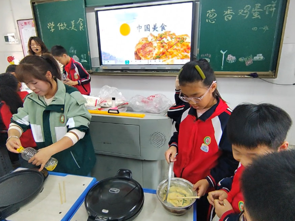 【耒阳站】紫峰小学：家长助教 育见美好