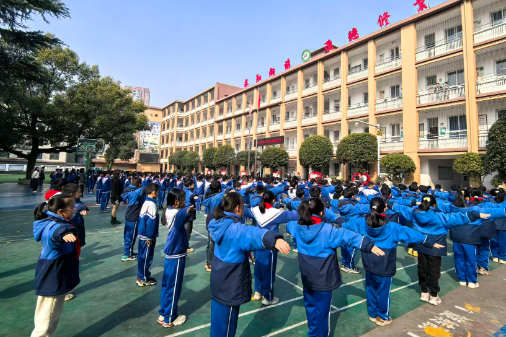 【耒阳站】手臂同高，步伐同频！前进小学广播体操比赛展现整齐力量