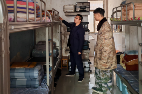 【衡东县站】衡东五中学子巧手扮“家”竞展寝室风采