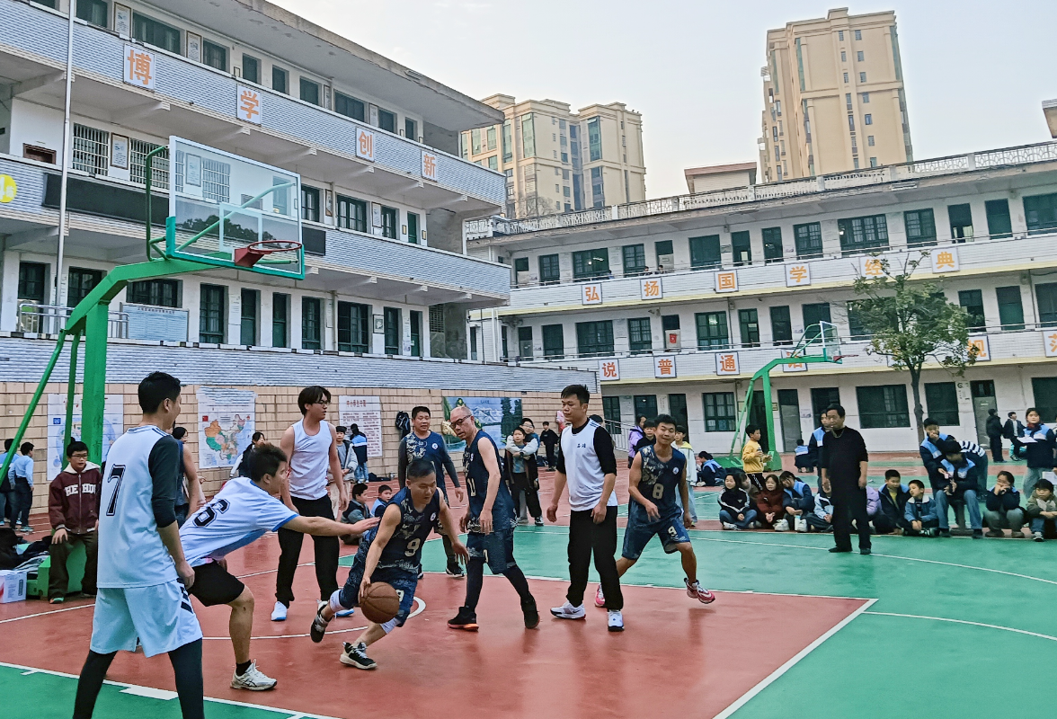 【衡东县站】新塘镇中心学校：大队员“传经”，小队员“成长”