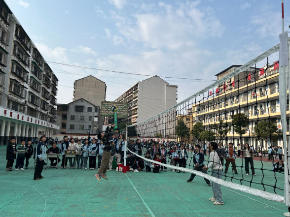 【衡阳县站】春晖小学：展运动风采 育阳光少年 春晖小学排球赛圆满举行