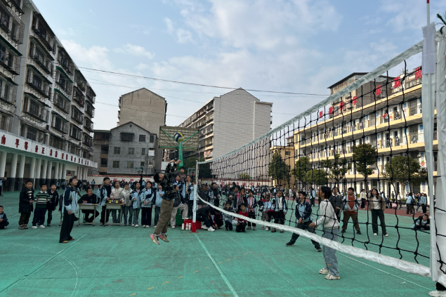 【衡阳县站】春晖小学：展运动风采 育阳光少年 春晖小学排球赛圆满举行