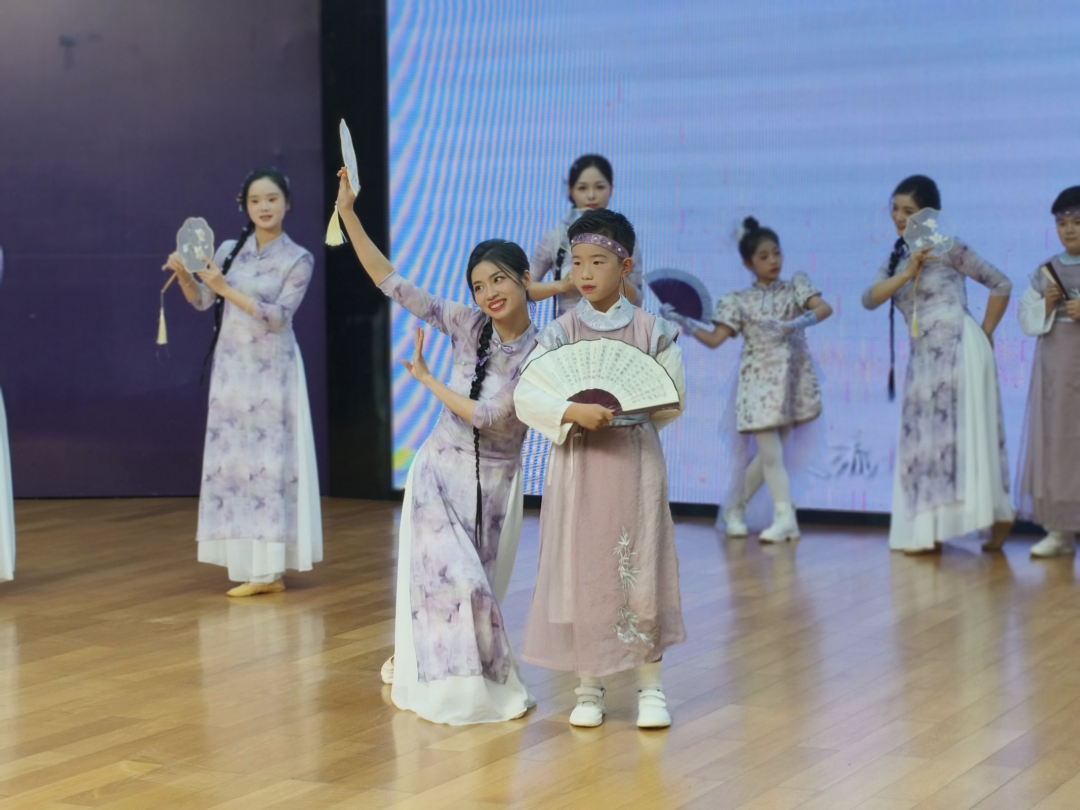 微信图片_20251203173624_26_27.jpg 微信图片_20251203173624_26_27.jpg