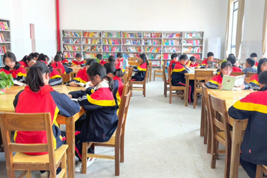 【衡阳县站】英南学校：书香满园润童心，阅读启智伴成长