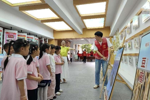 益阳市石码头小学：羽翼护航 共筑校园生态梦