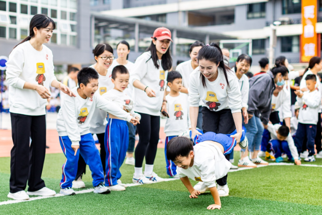 【全员文体的雨花“智慧”】砂子塘新世界小学：班班有社团 周周有赛事 人人有舞台
