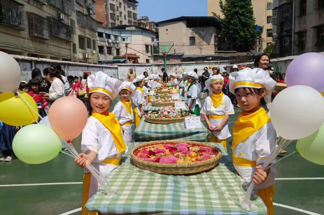 【耒阳站】实验小学：小手烹出“家的味道”