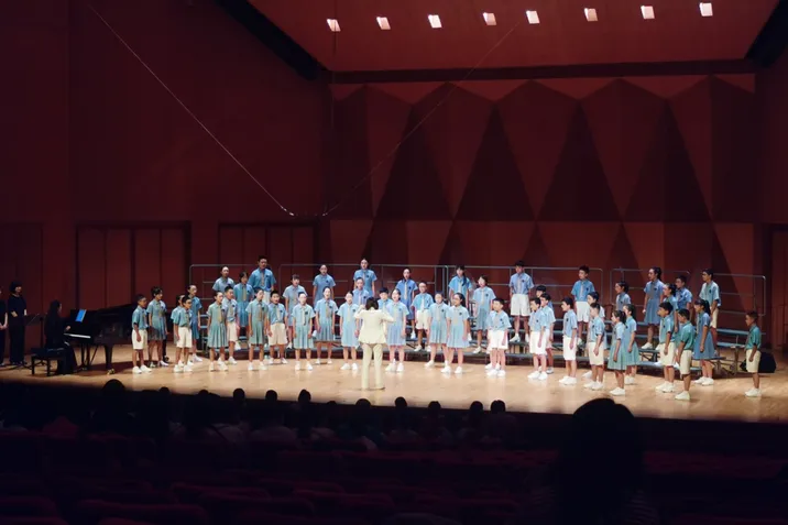 天籁童声征服国际舞台 长沙魅力小学合唱团香港斩获2025世界合唱节金奖与专项大奖