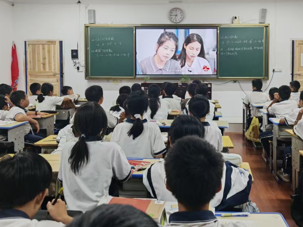 【祁东县站】清源中学师生同上抗战思政大课