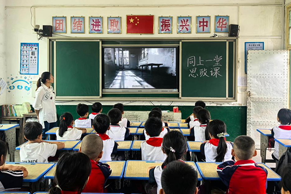 【衡阳县站】渣江镇中心小学：弘扬伟大抗战精神 上好有温度的思政课