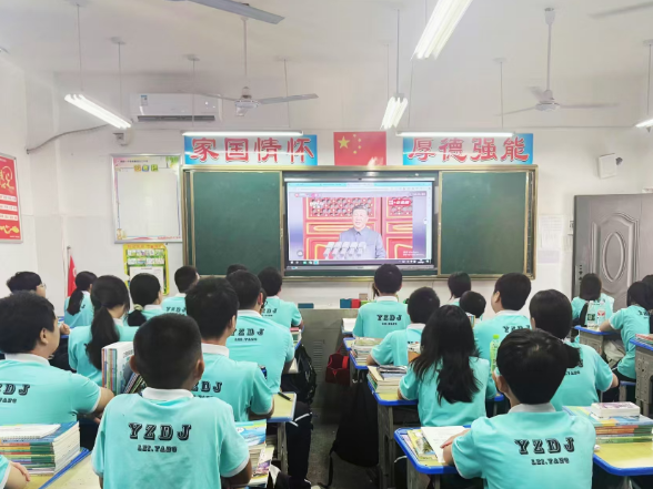 【耒阳站】东江中学：五千师生同上一堂震撼人心的爱国主义教育课
