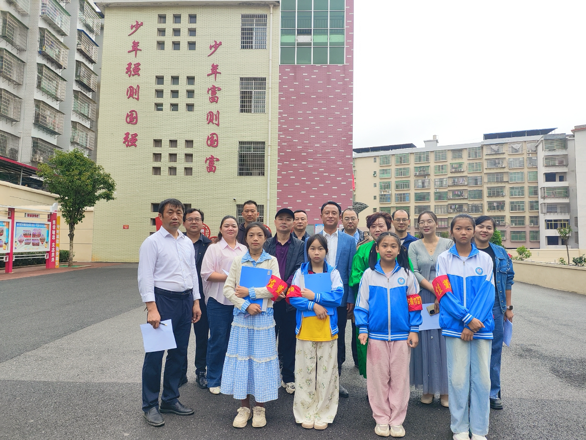 【祁东县站】玉合石门小学：办公室环境评比活动圆满结束