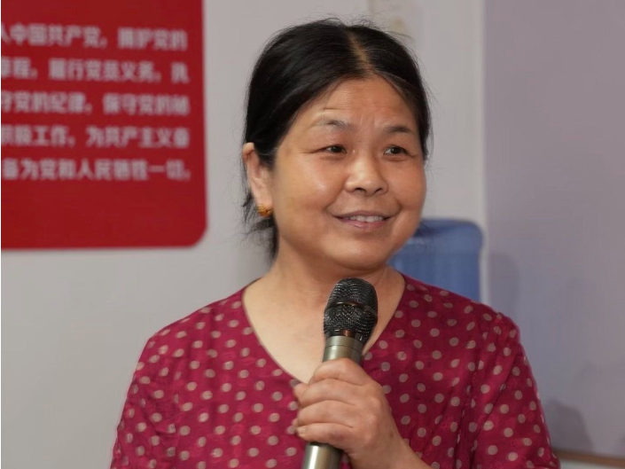 我的国我的家 |【浏阳站】红马甲里的家国温情