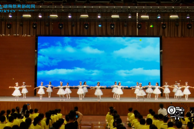 【浏阳站】我们不说再见——奎文实验小学举行2026年礼善礼美毕业礼（小记者 钟晓玥 刘雨菲 指导教师 欧阳固全）