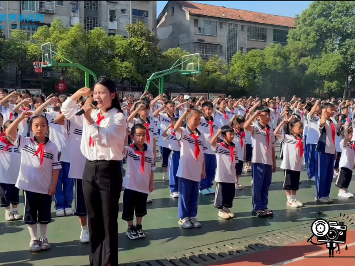 #小记者在现场 【新晃站】兴隆完全小学：童心向党庆六一・书香润德伴成长（小记者 蒲玥辰 指导教师 刘元权）