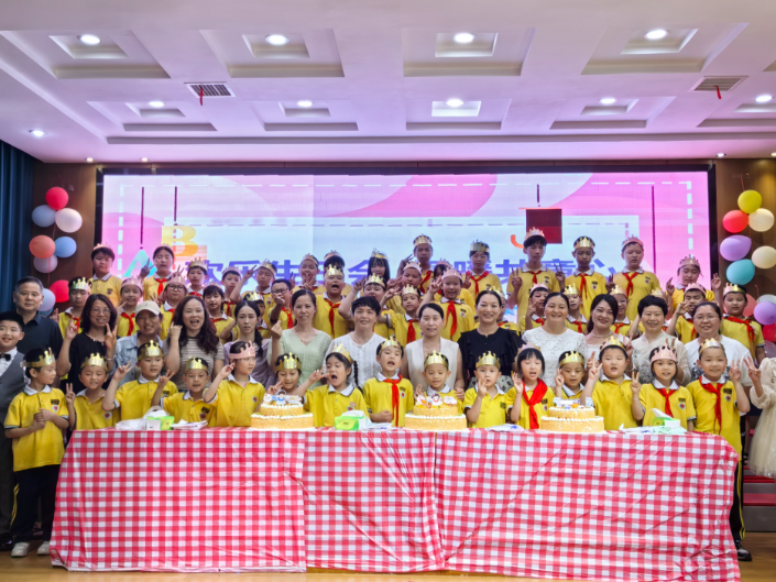 【耒阳站】实验小学：集体生日送温情，留守童心不孤单
