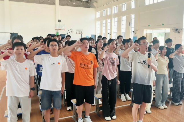 【衡阳县站】台源镇芙蓉学校：铮铮誓言铸信仰，挺膺担当正青春