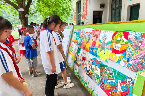 【新晃站】禾滩镇中心小学：五老宣讲进校园，长征精神润童心