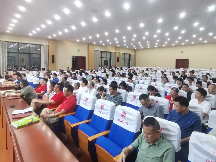 【衡东县站】筑牢安全防线 强化消防能力——第五中学开展教职工消防安全专题培训