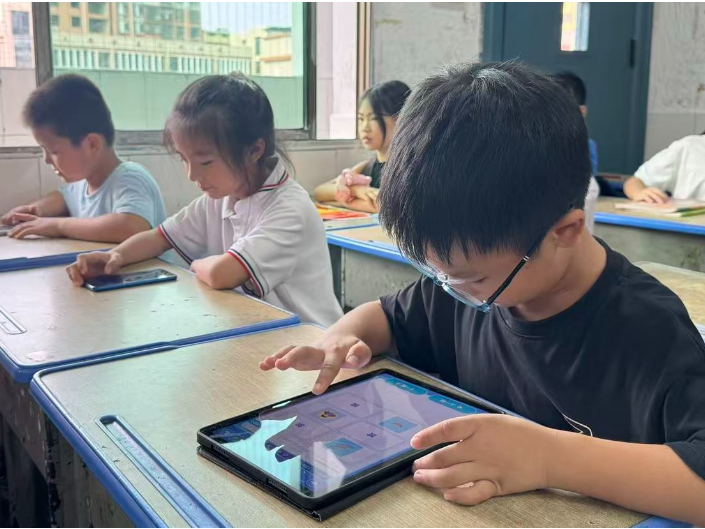 【耒阳站】五里牌小学：无“纸”添童趣，指尖见成长