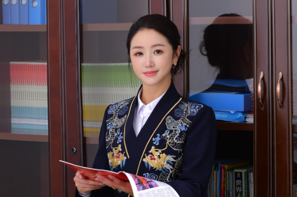 【湖湘好教师】肖梅芳：三代薪火映讲台，廿九春秋育桃李