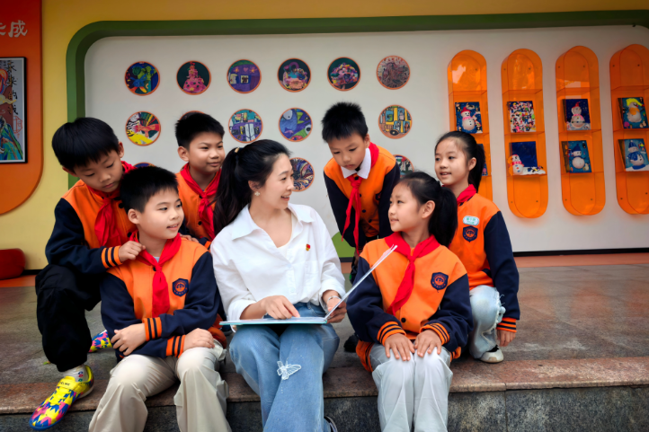 从“被看见”到“共生长”，湘江新区西雅博才小学不一样的教师节打开方式
