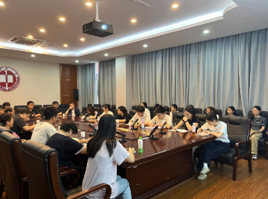 聚焦语文命题热点 ——省级语文团队跨区域开展线下深度研讨