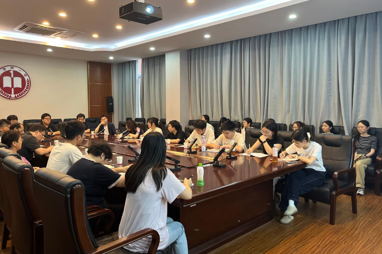 聚焦语文命题热点 ——省级语文团队跨区域开展线下深度研讨