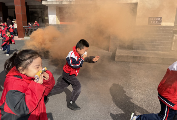 益阳市人民路小学：消防宣讲  防患未“燃”