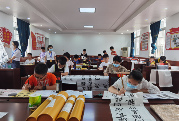 【鼎城区站】武陵小学：举行书画等级考试，200余名学生大展风采