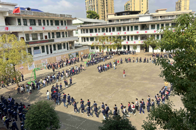 【衡东县站】奔跑吧，少年！新塘镇中心学校开展阳光跑操活动