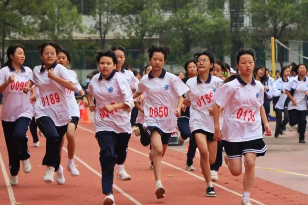 【耒阳站】冠湘学校：举办第二届体育健身运动会